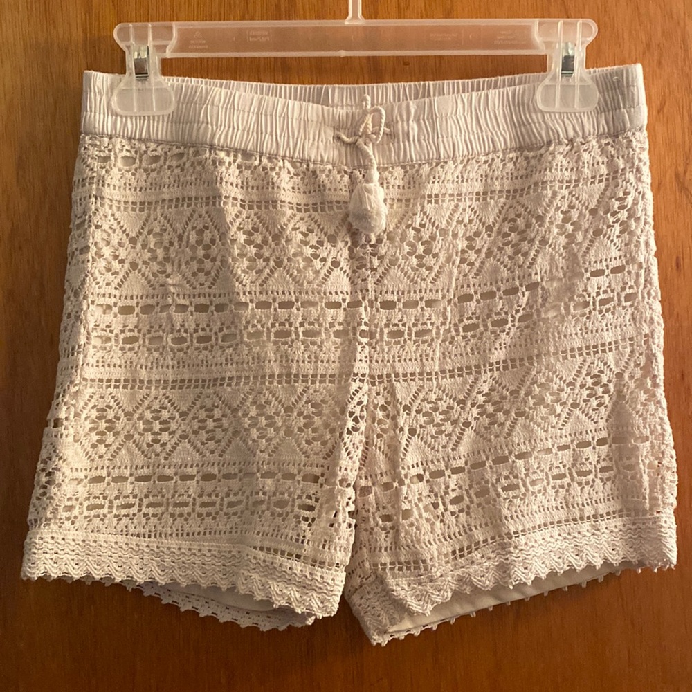 Wonder Nation Girl's Cream Color Crotchet Style Shorts